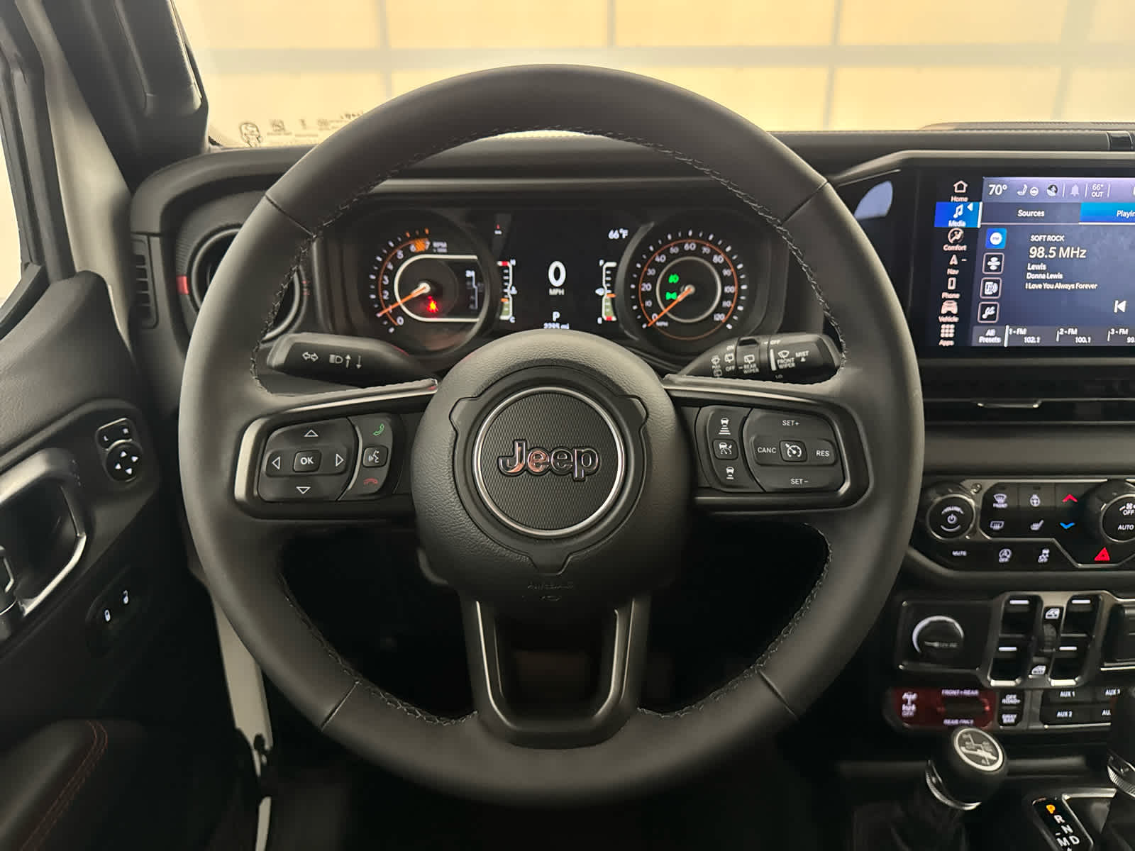 2025 Jeep Wrangler Rubicon X