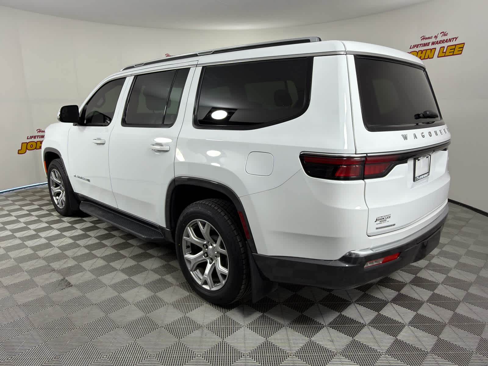 2022 Jeep Wagoneer Series II