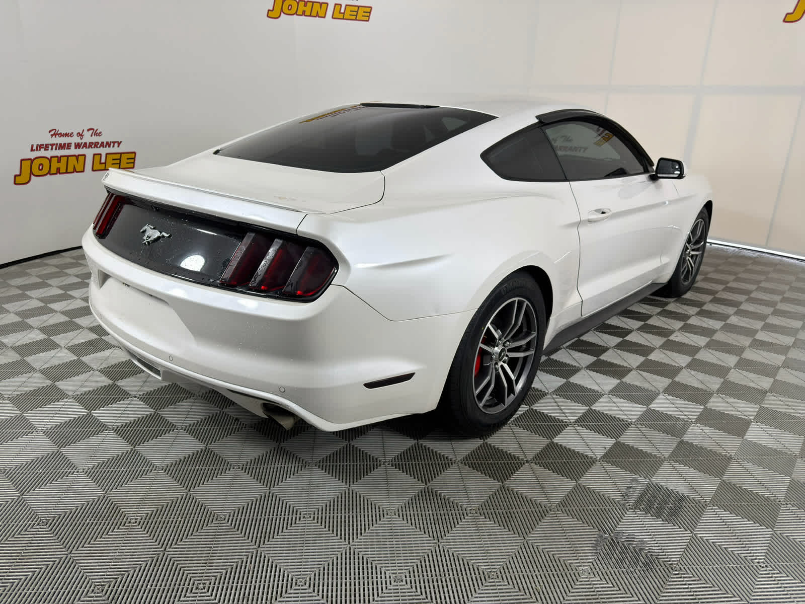 2017 Ford Mustang EcoBoost