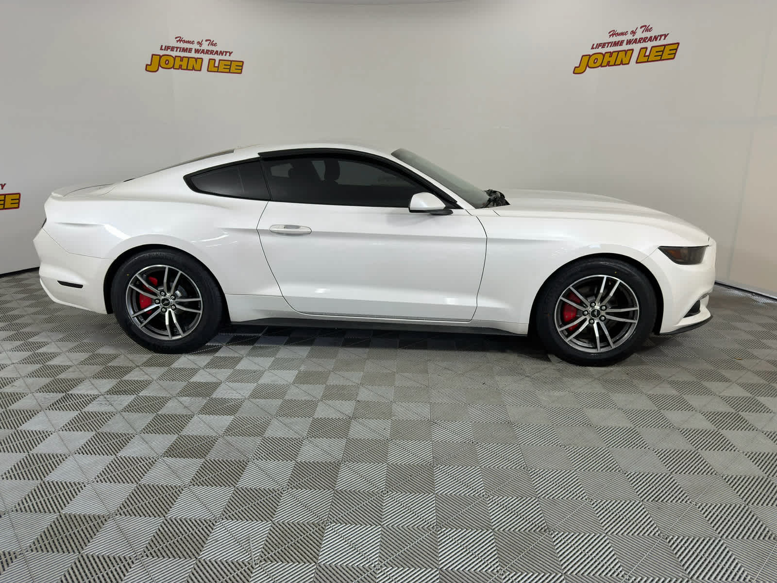 2017 Ford Mustang EcoBoost