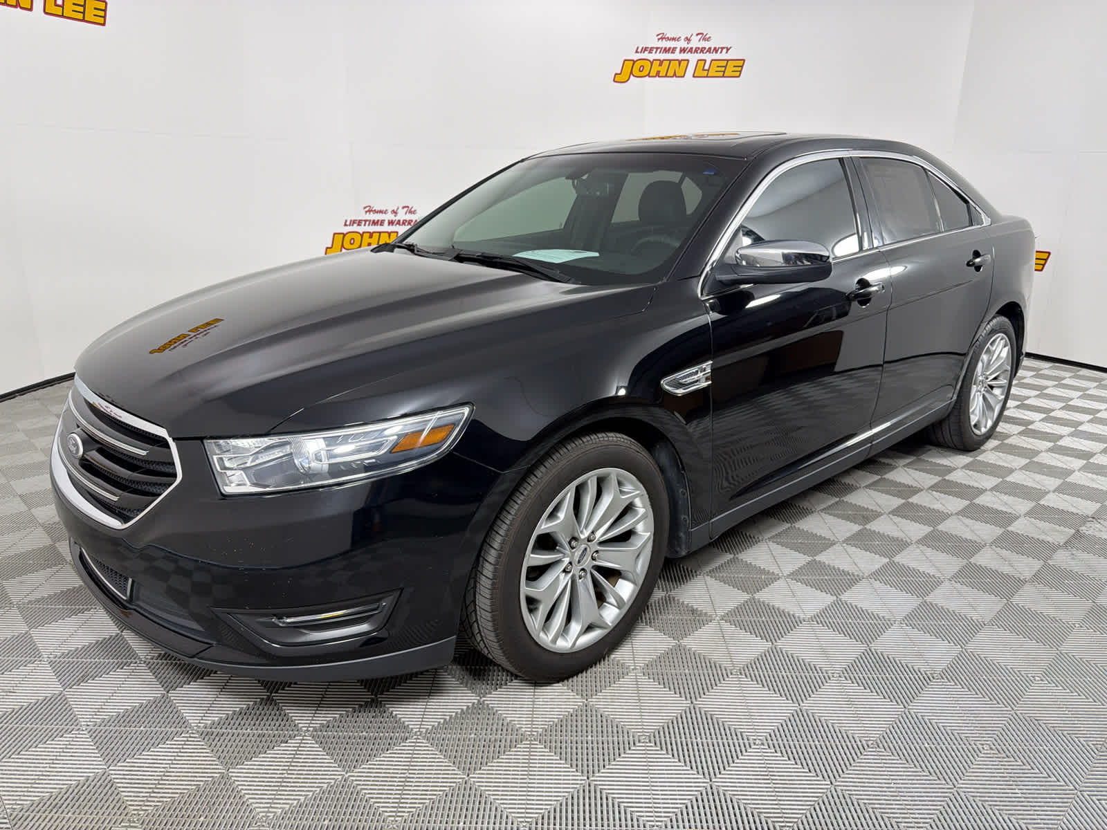 2016 Ford Taurus Limited