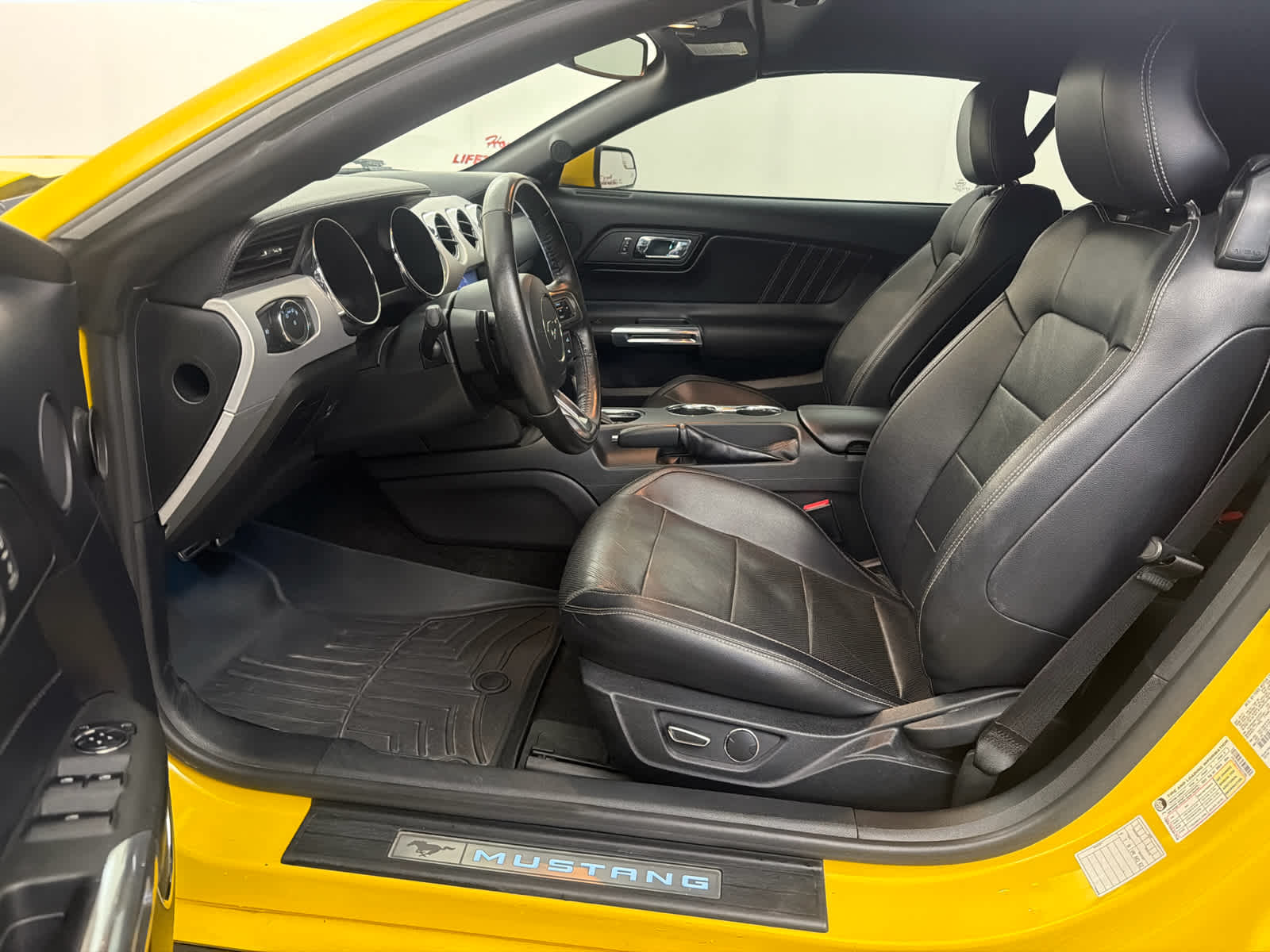 2016 Ford Mustang EcoBoost Premium