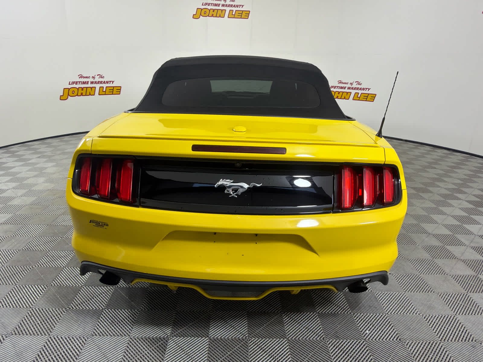 2016 Ford Mustang EcoBoost Premium