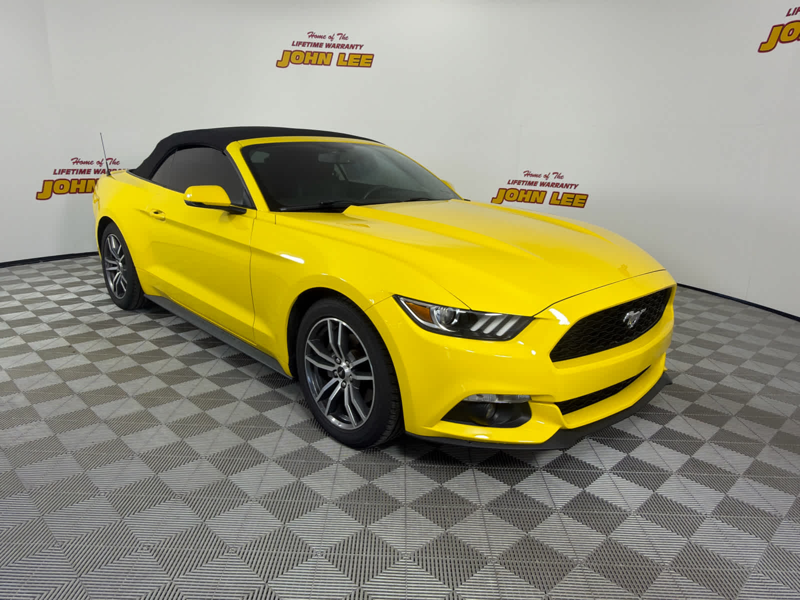 2016 Ford Mustang EcoBoost Premium