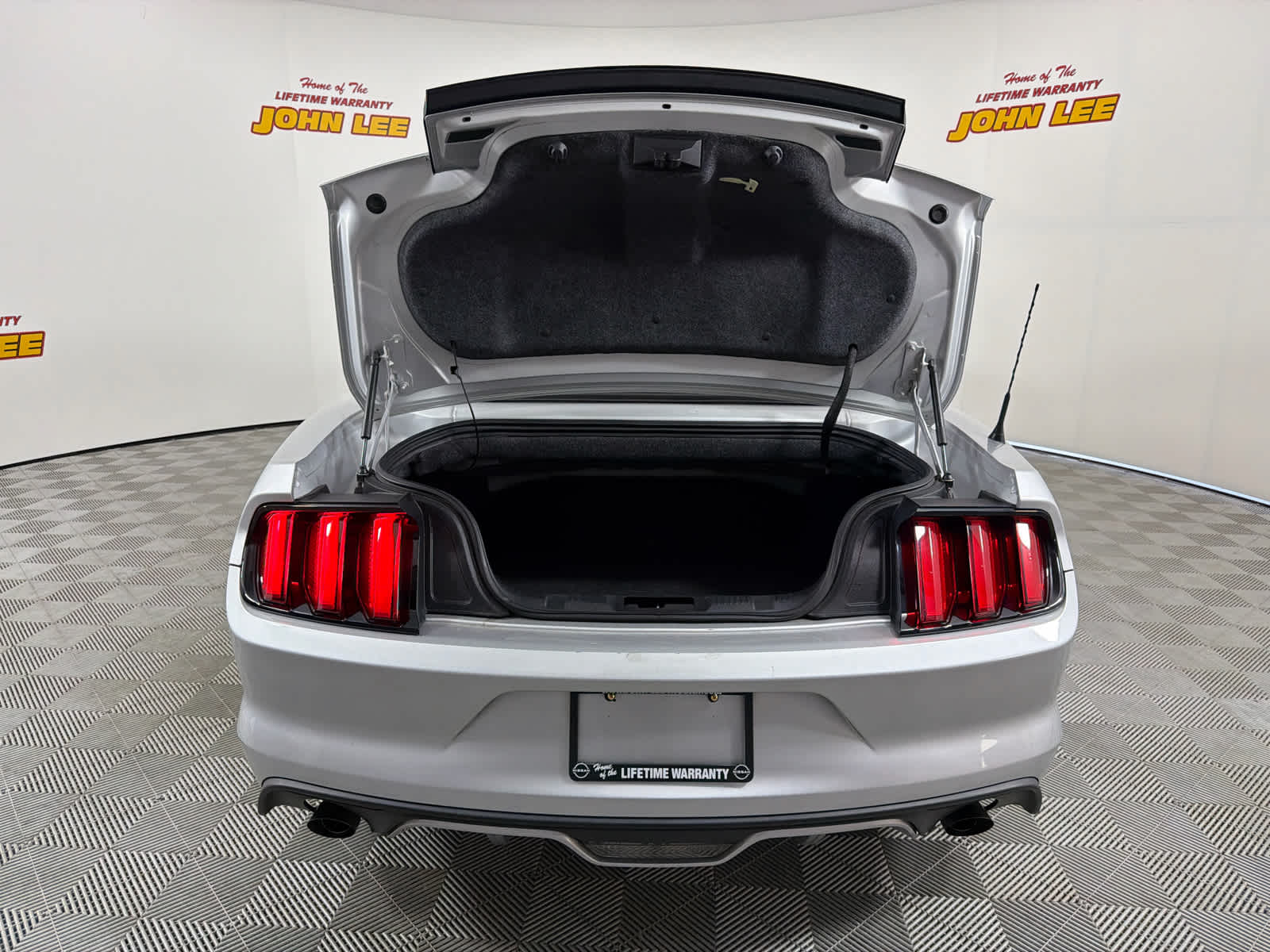 2016 Ford Mustang EcoBoost Premium