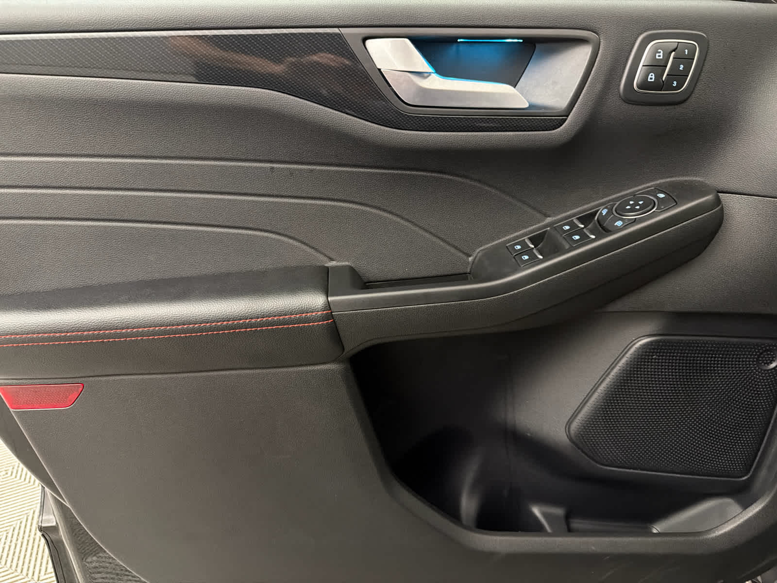 2023 Ford Escape ST-Line Elite