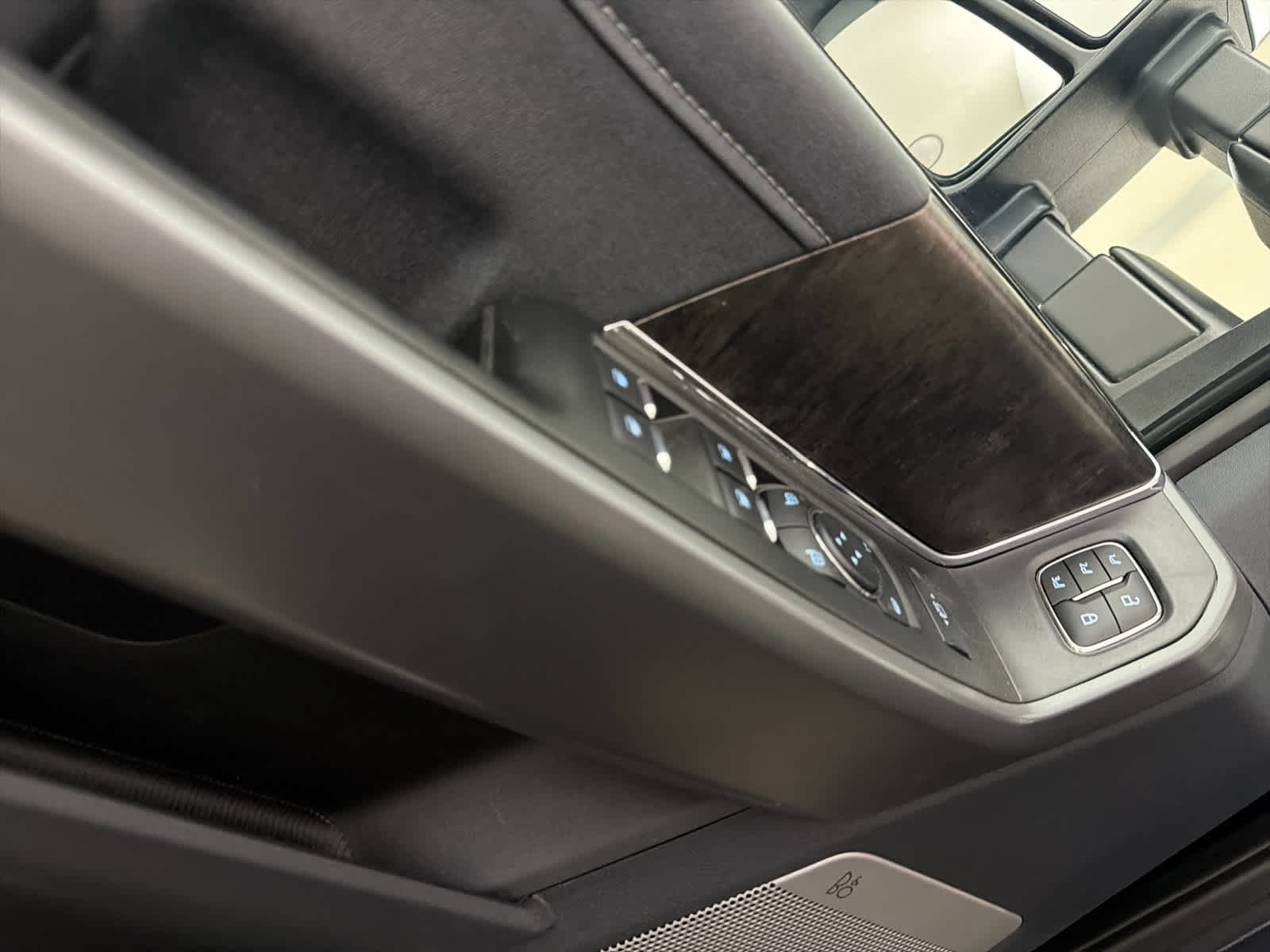 2025 Ford Super Duty F-250 SRW LARIAT