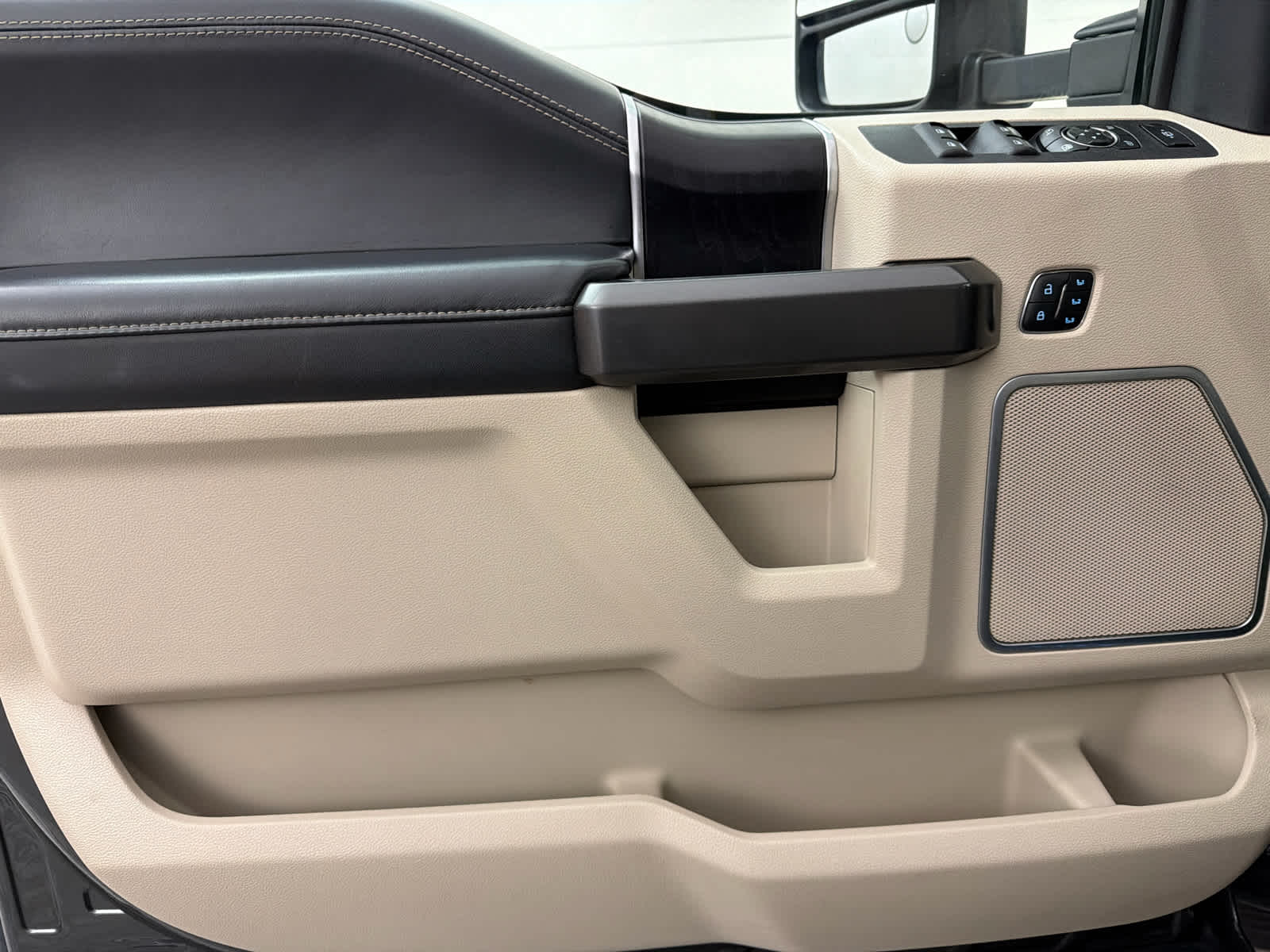 2020 Ford Super Duty F-450 DRW Limited