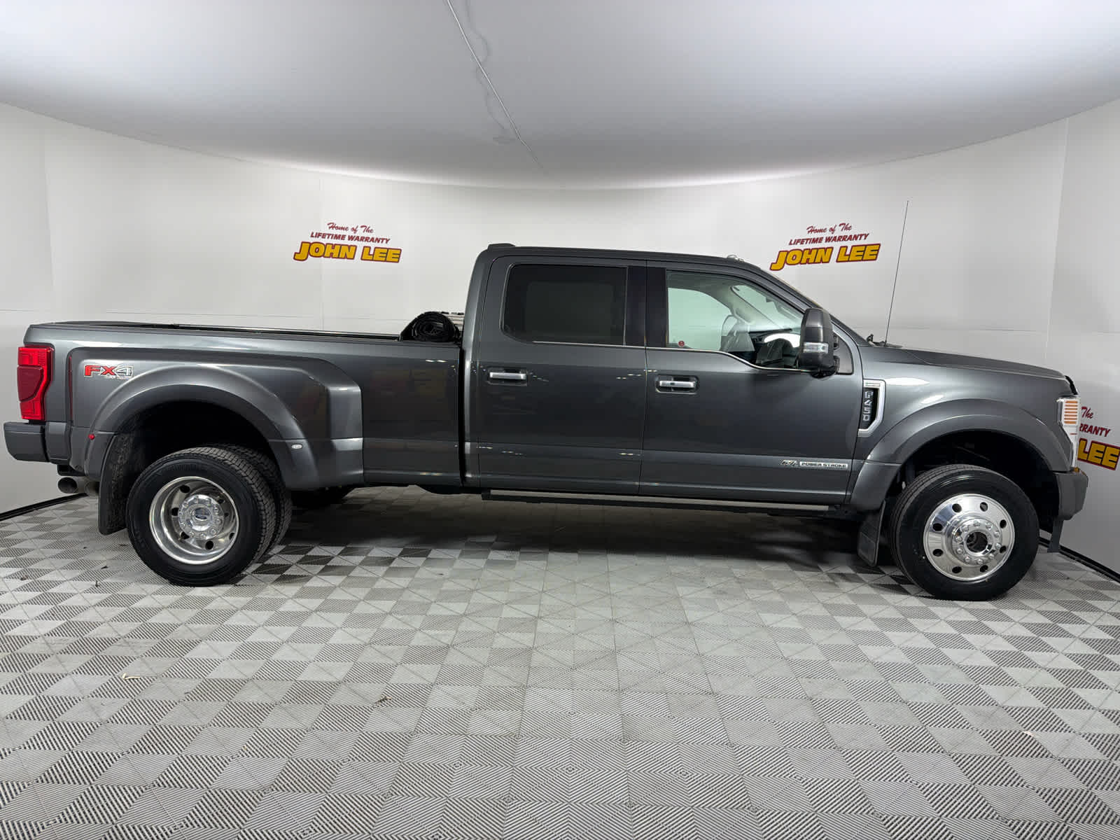 2020 Ford Super Duty F-450 DRW Limited