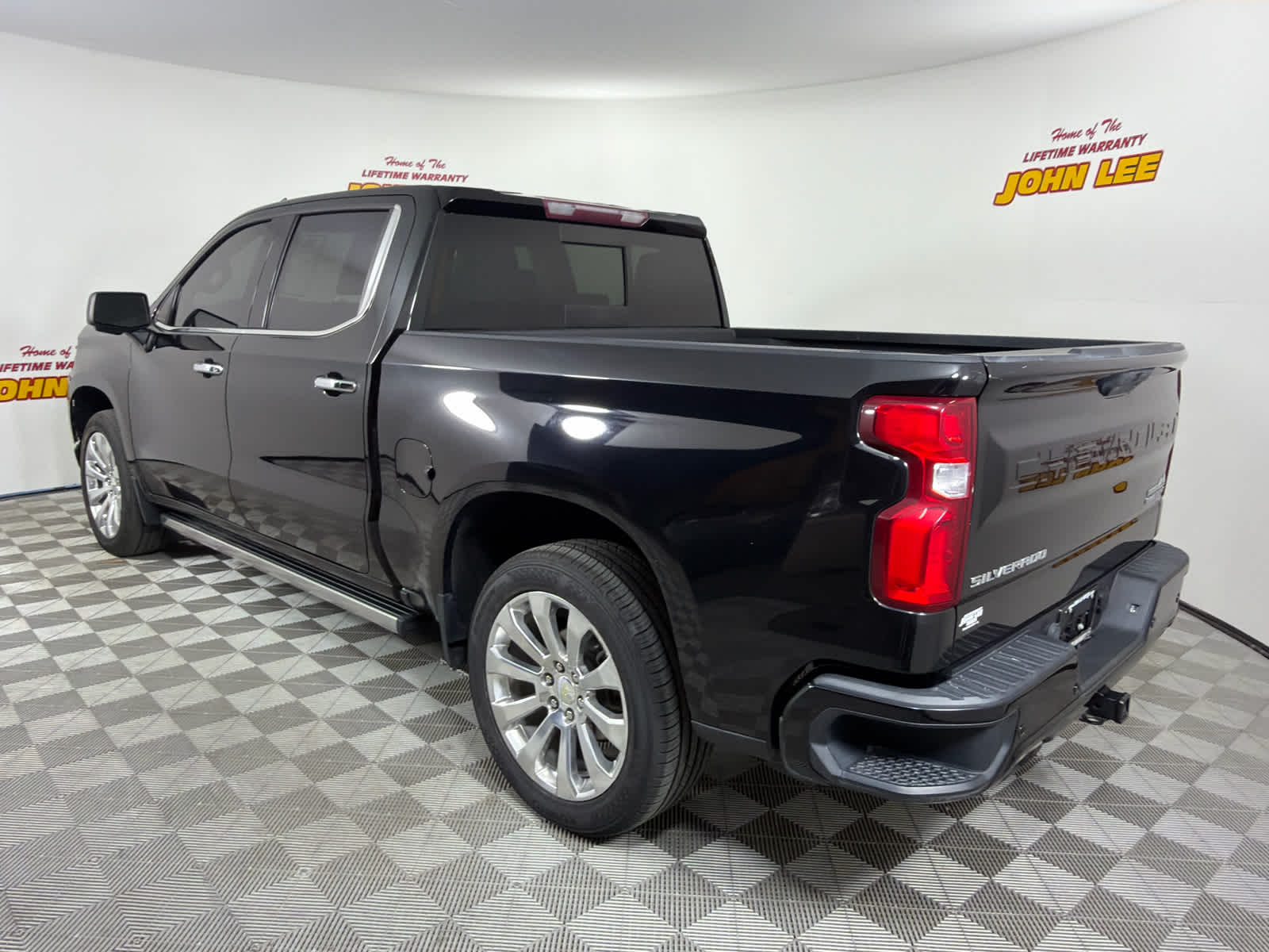 2021 Chevrolet Silverado 1500 High Country