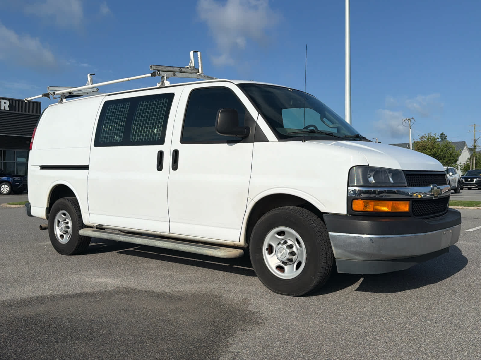 2019 Chevrolet Express Cargo Van RWD 2500 135"