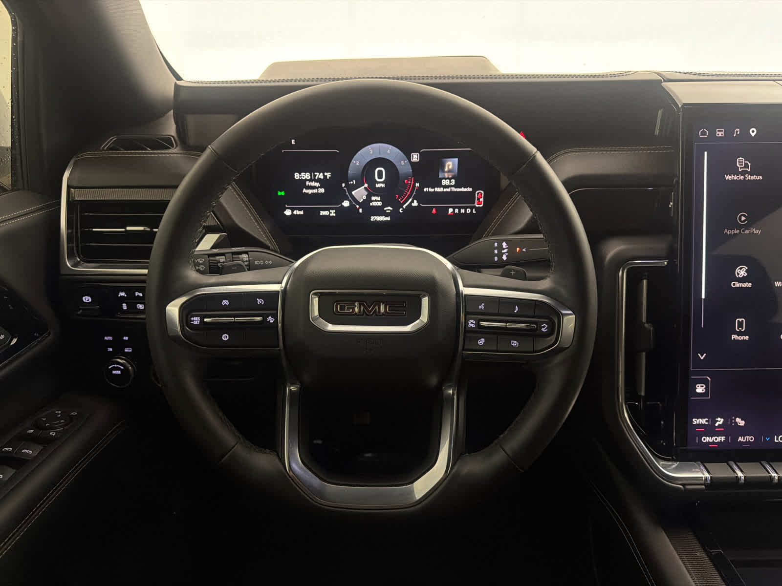 2025 GMC Yukon Elevation