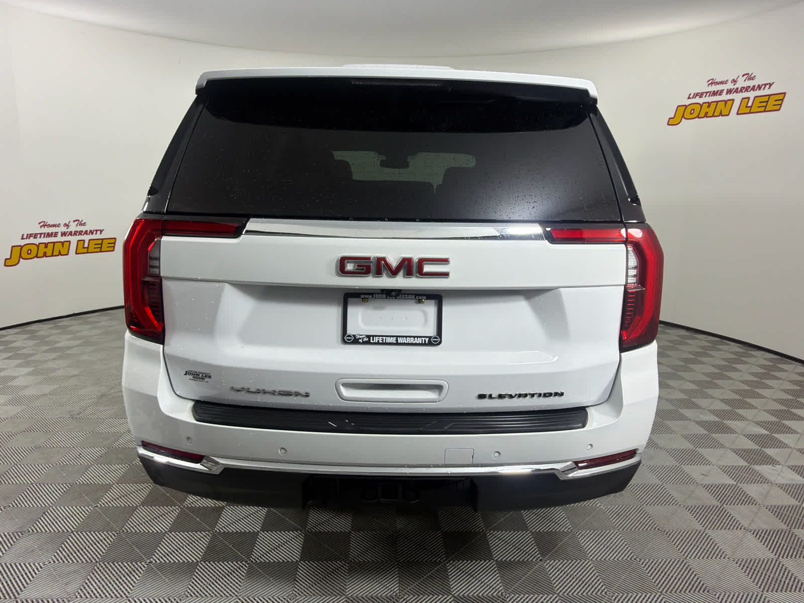 2025 GMC Yukon Elevation
