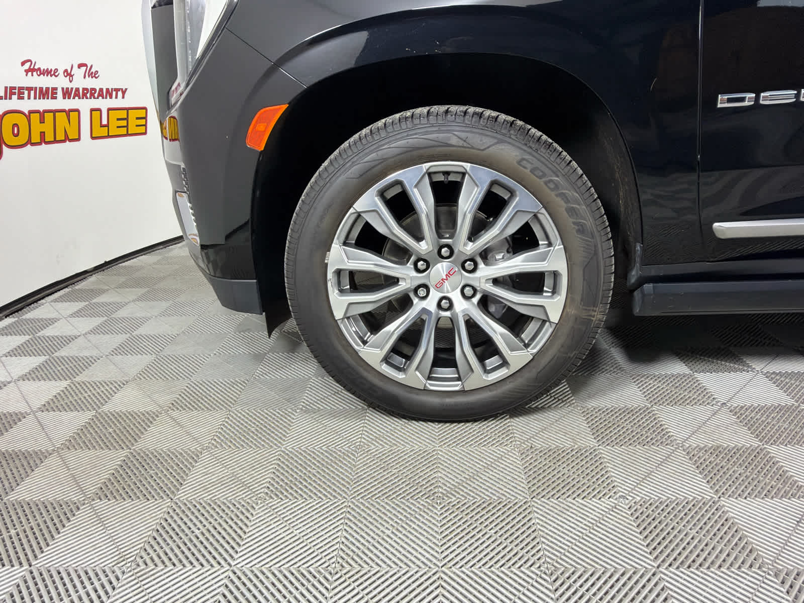 2023 GMC Yukon Denali Denali
