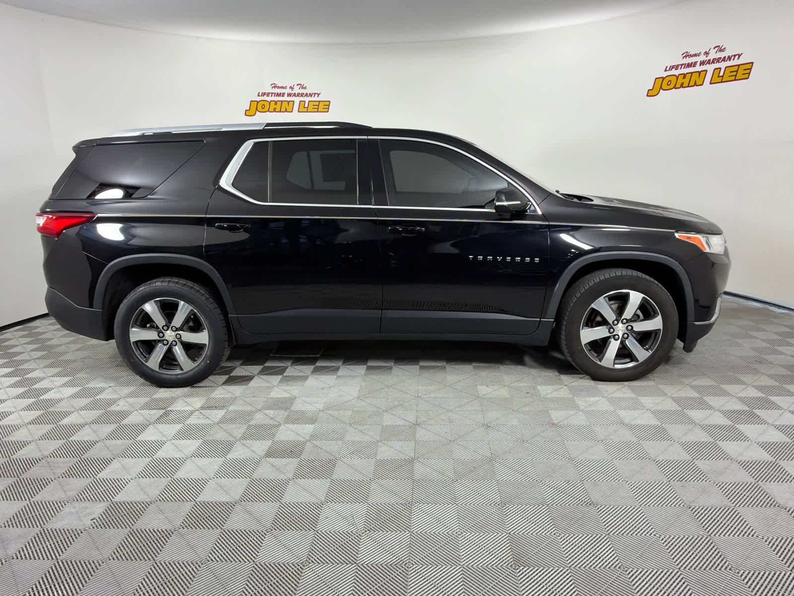 2018 Chevrolet Traverse LT Leather
