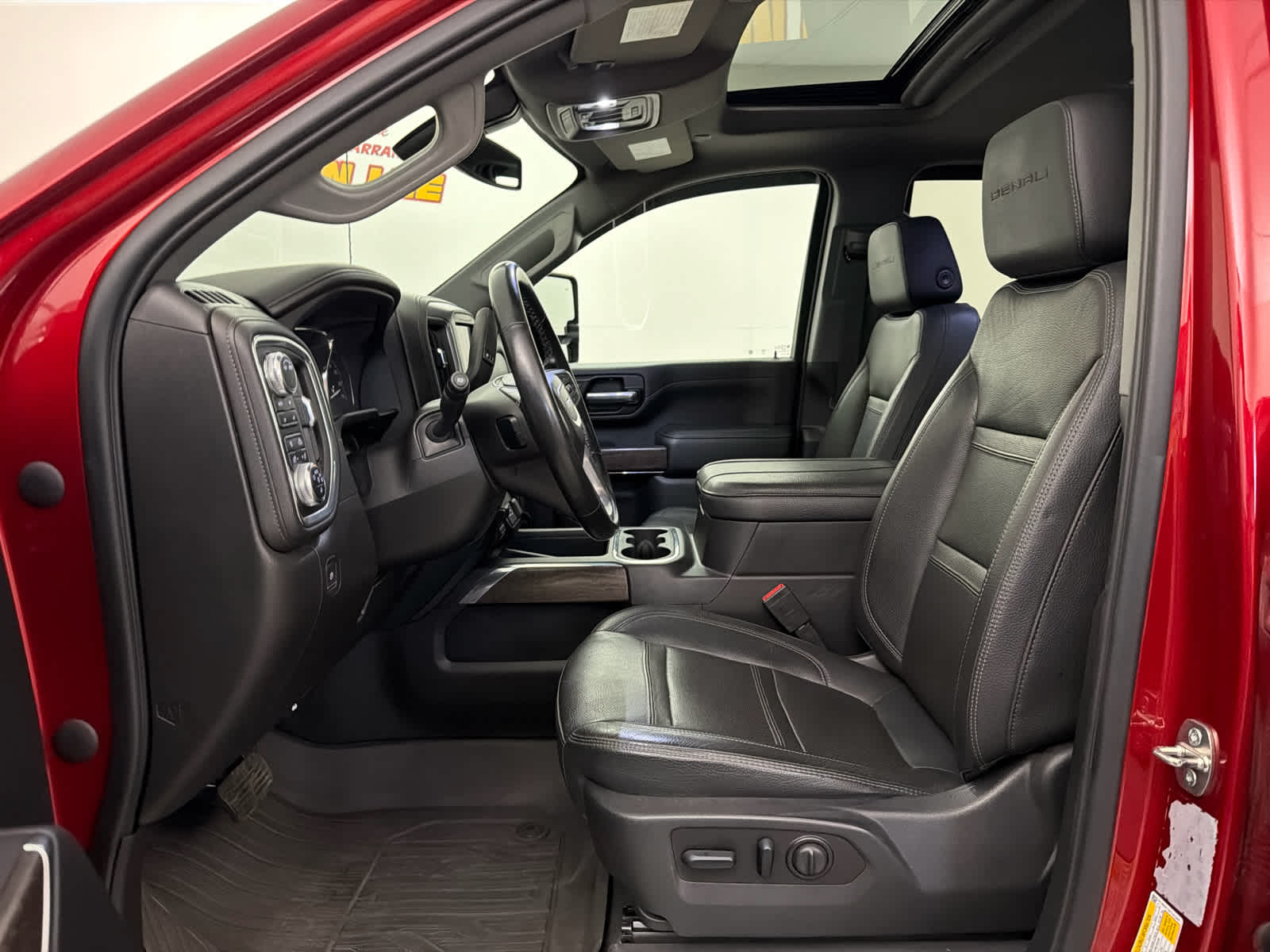 2023 GMC Sierra 2500HD Denali