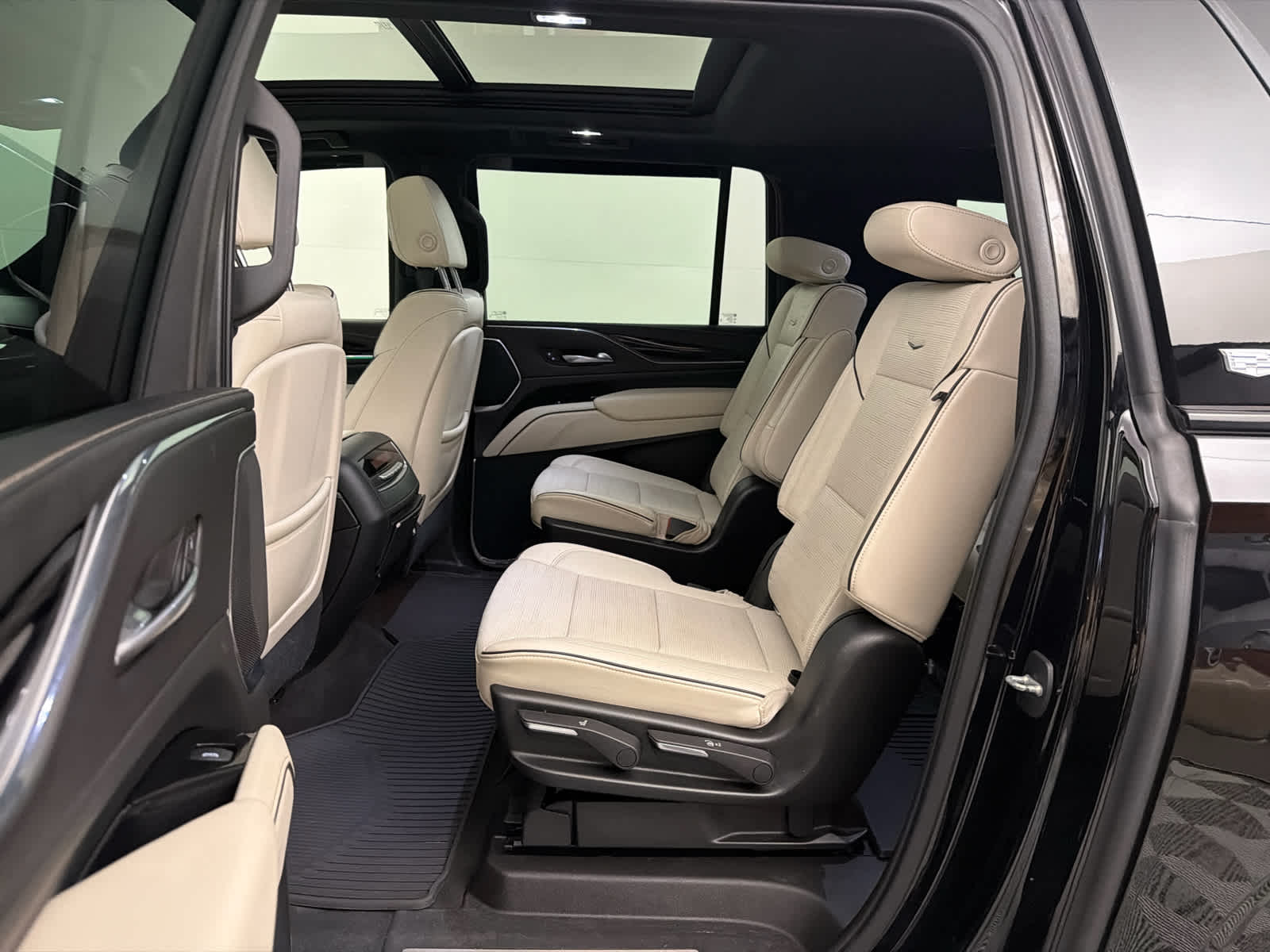 2021 Cadillac Escalade ESV Sport