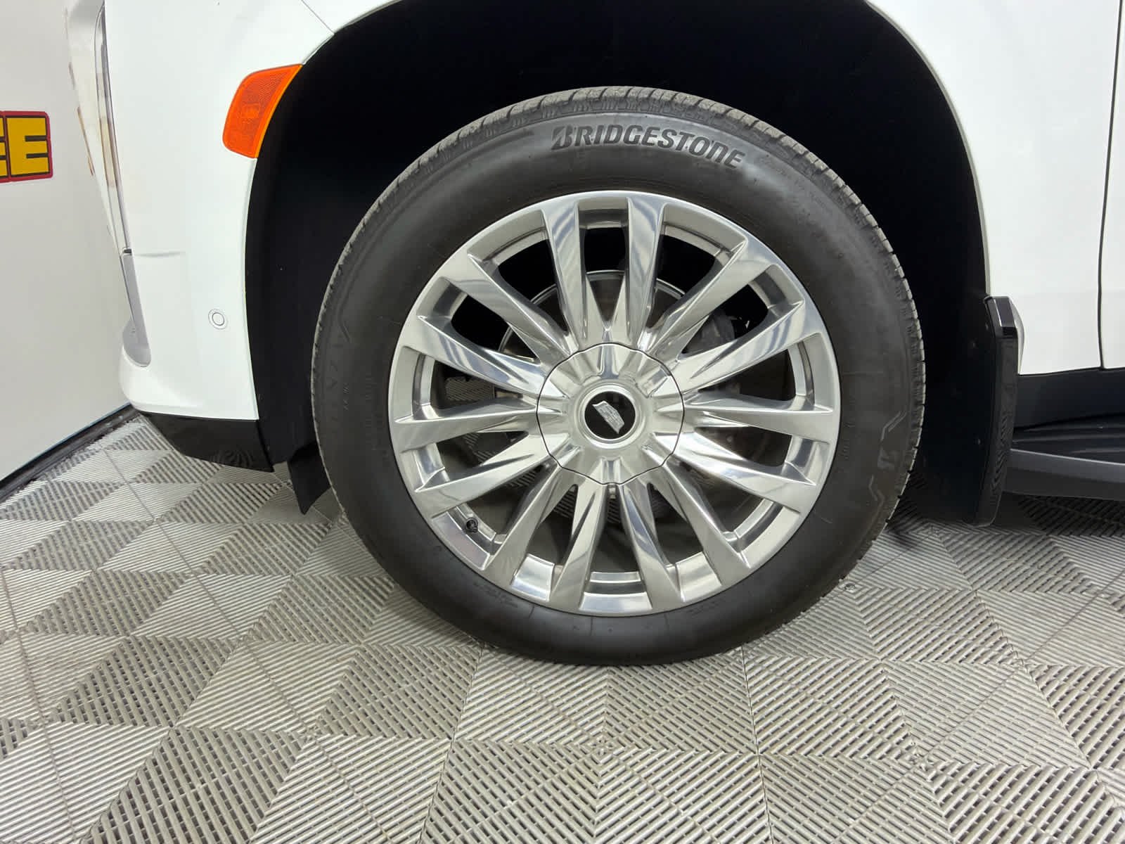 2024 Cadillac Escalade ESV 4WD Premium Luxury