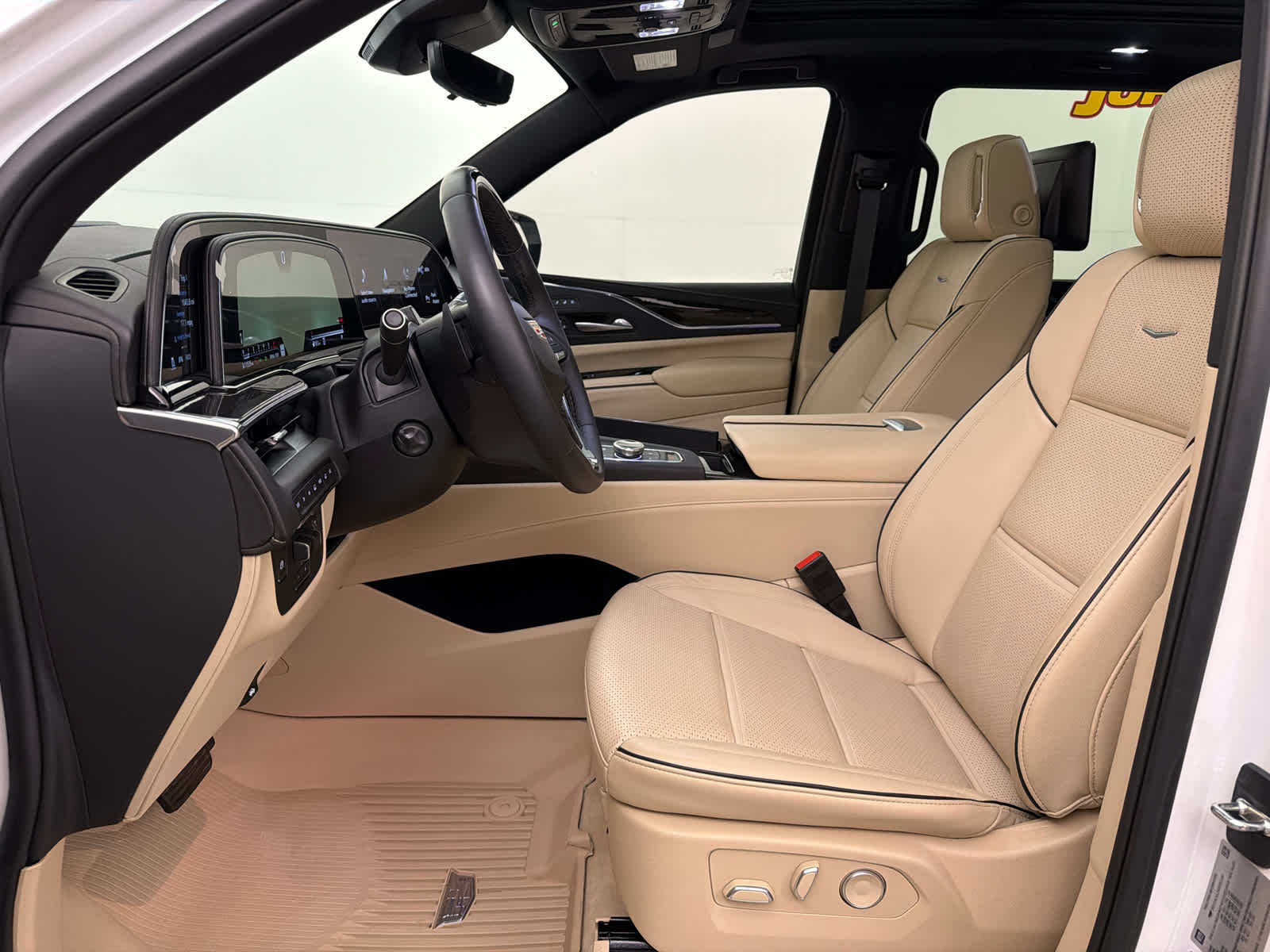 2024 Cadillac Escalade ESV 4WD Premium Luxury