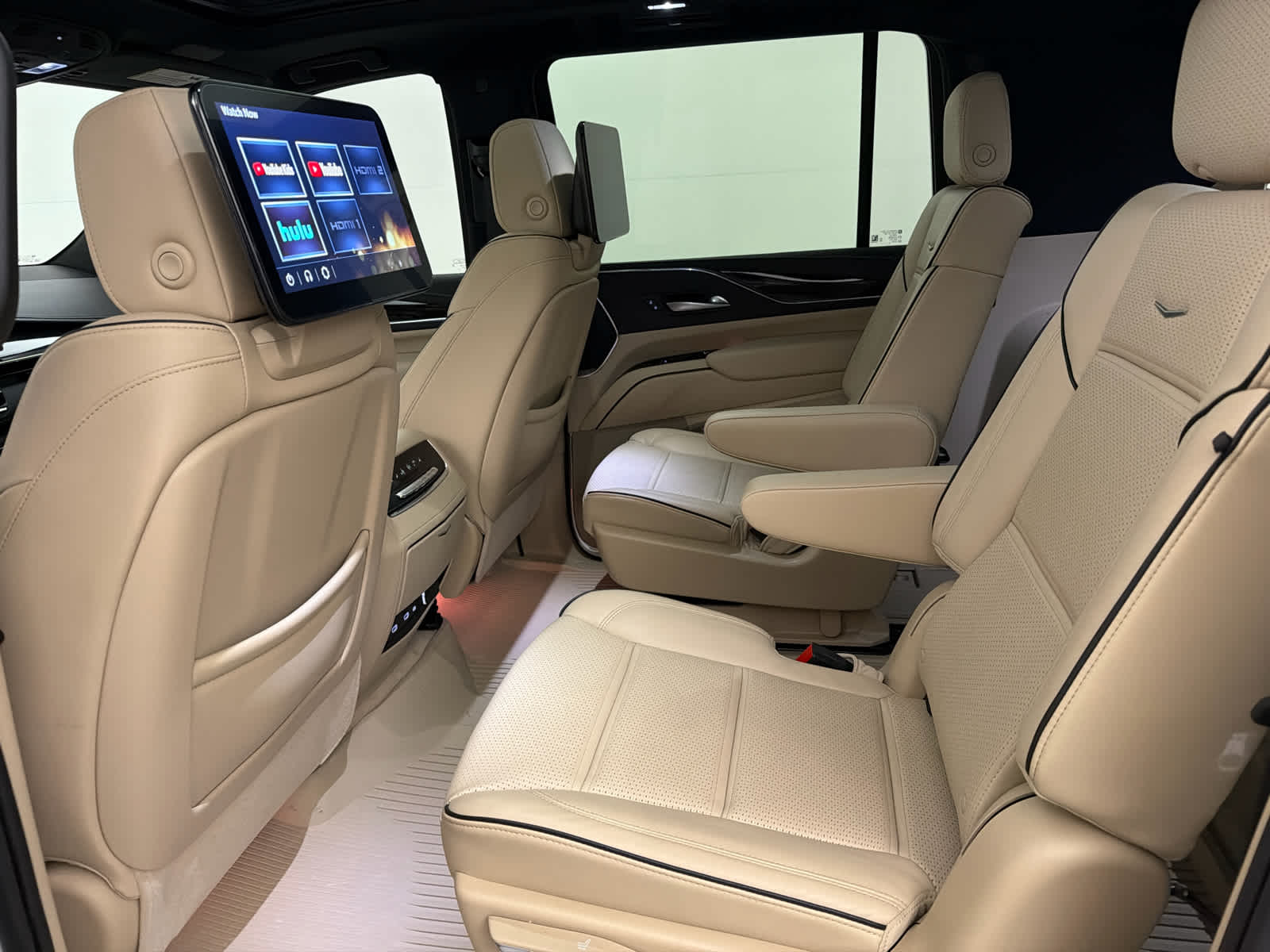 2024 Cadillac Escalade ESV 4WD Premium Luxury
