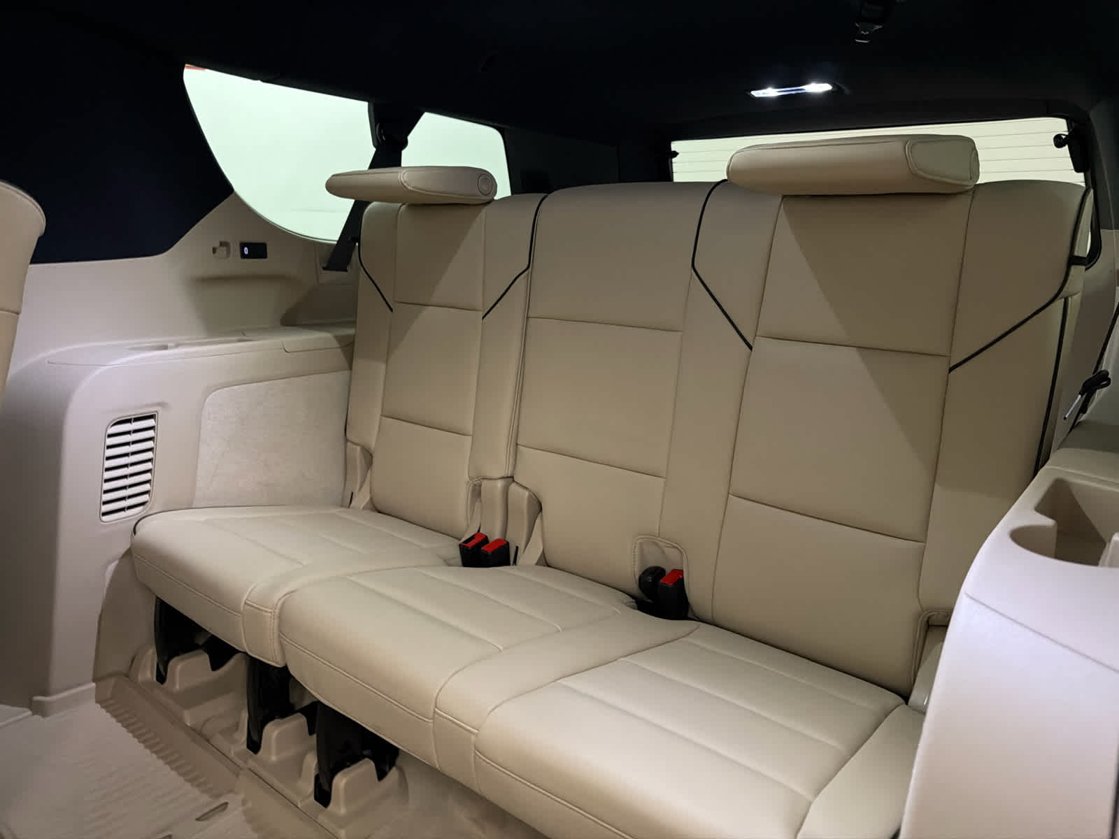 2024 Cadillac Escalade ESV 4WD Premium Luxury