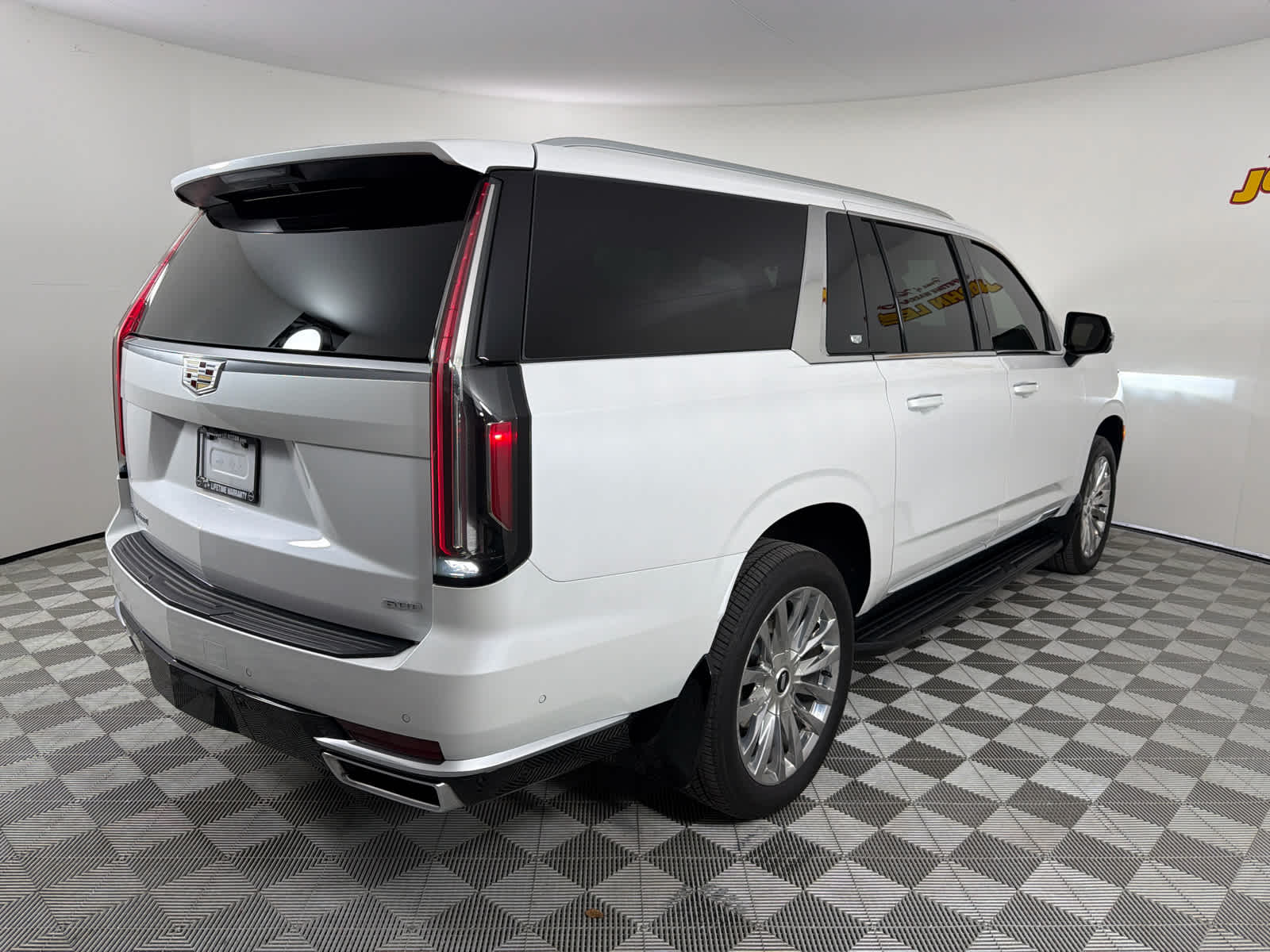2024 Cadillac Escalade ESV 4WD Premium Luxury