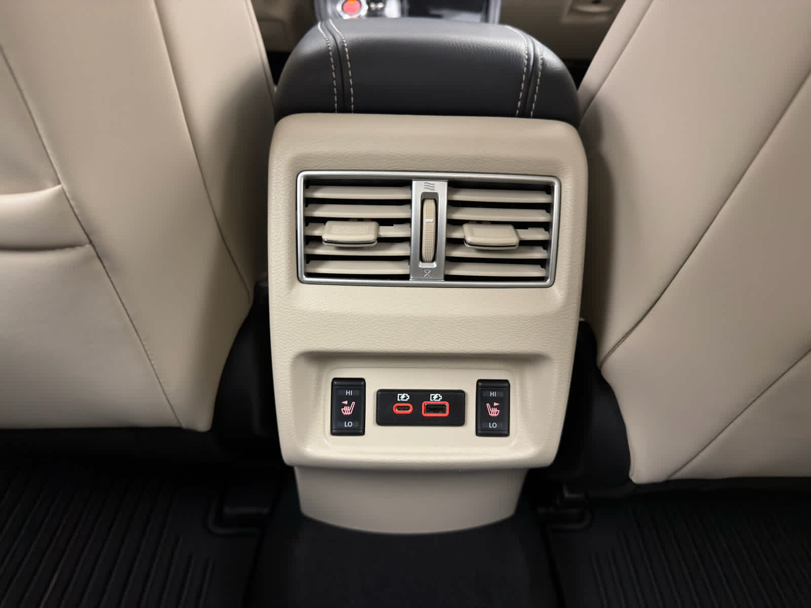 2023 Nissan Maxima Platinum