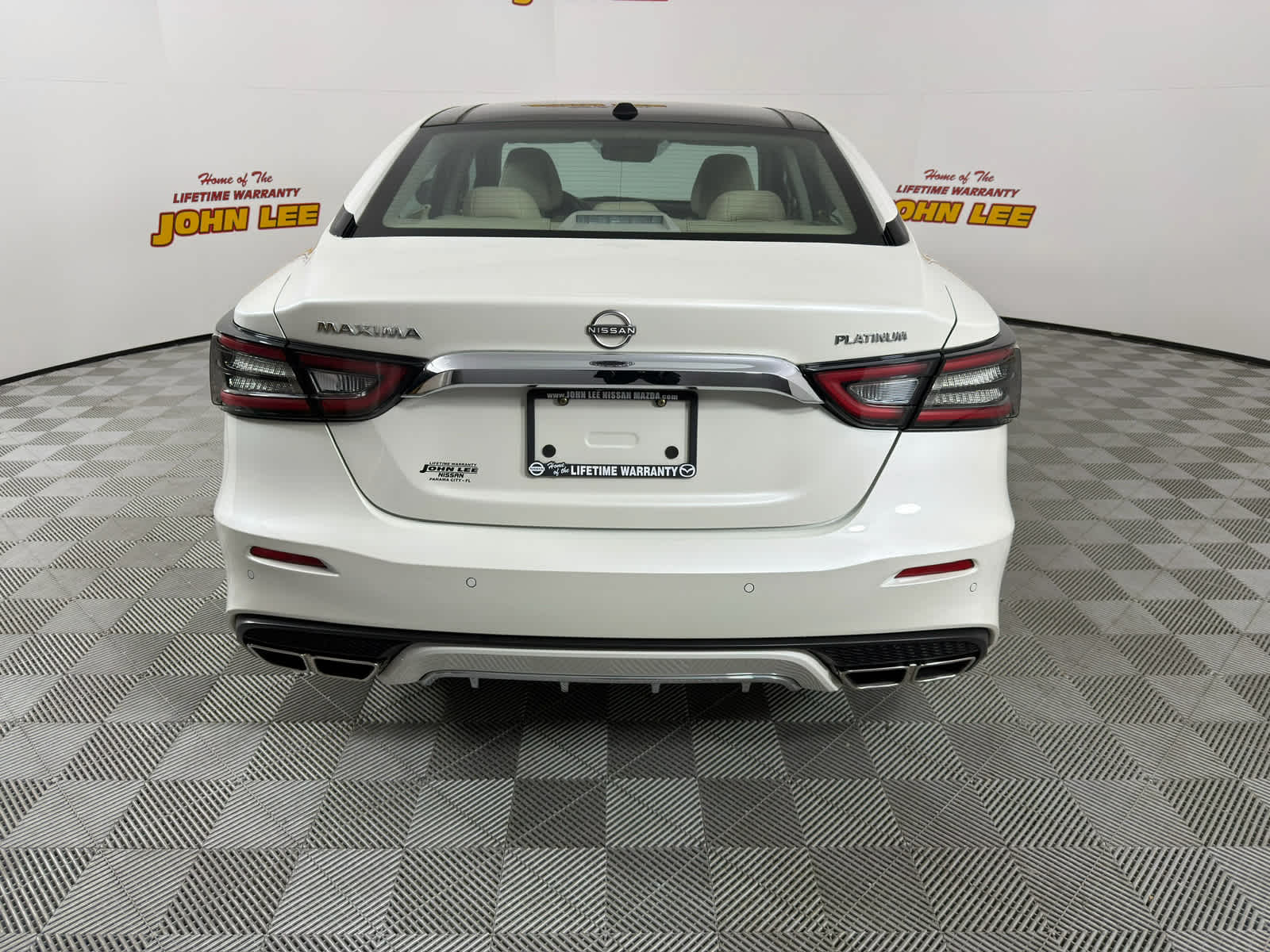 2023 Nissan Maxima Platinum