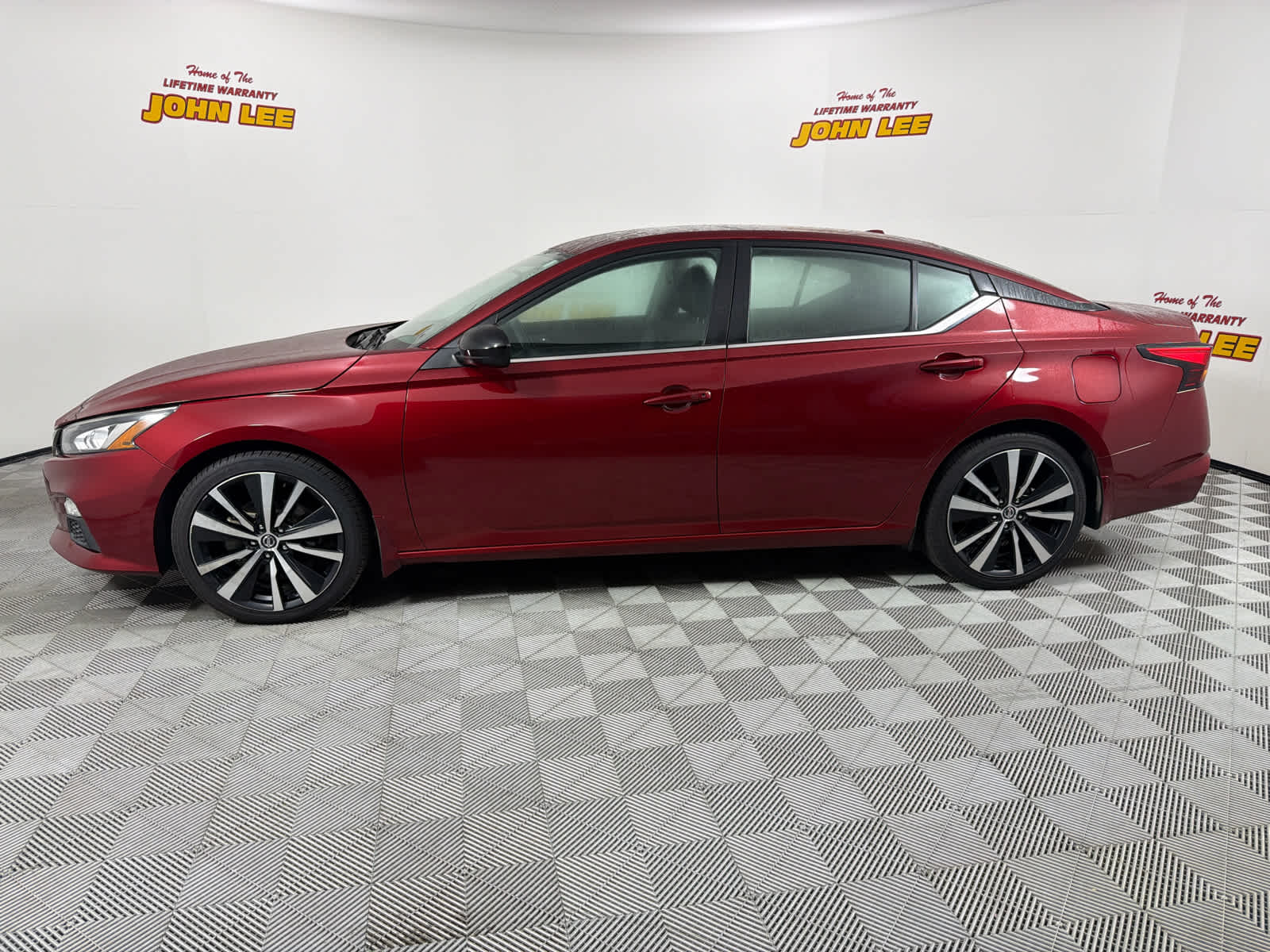 2021 Nissan Altima 2.5 SR