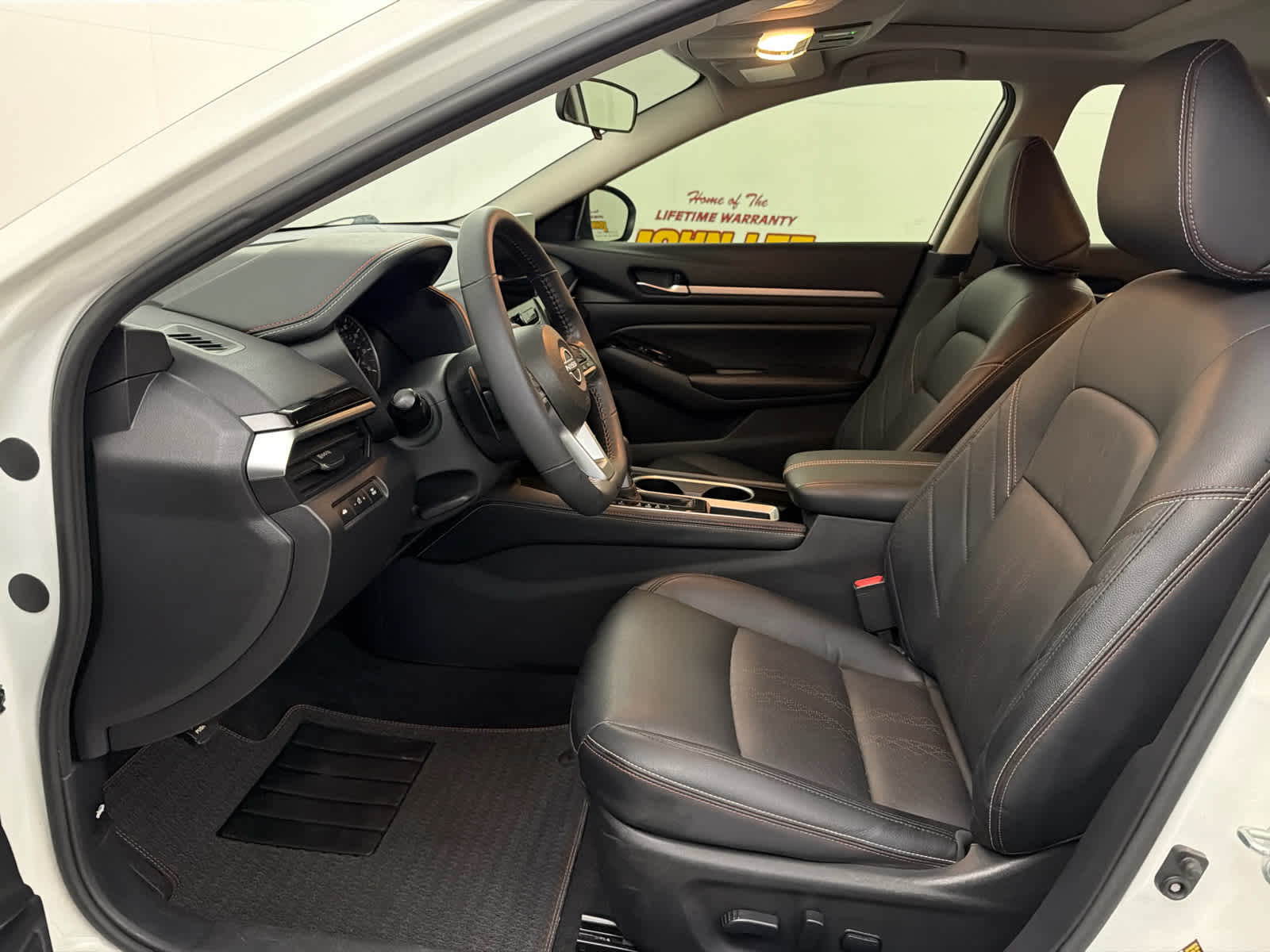 2024 Nissan Altima SR