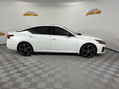 2024 Nissan Altima SR