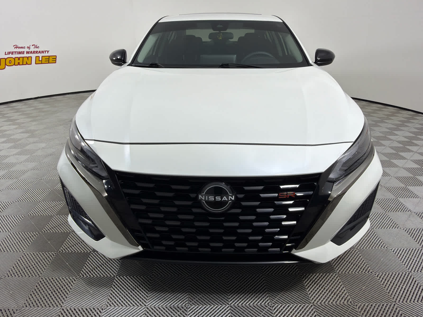 2024 Nissan Altima SR