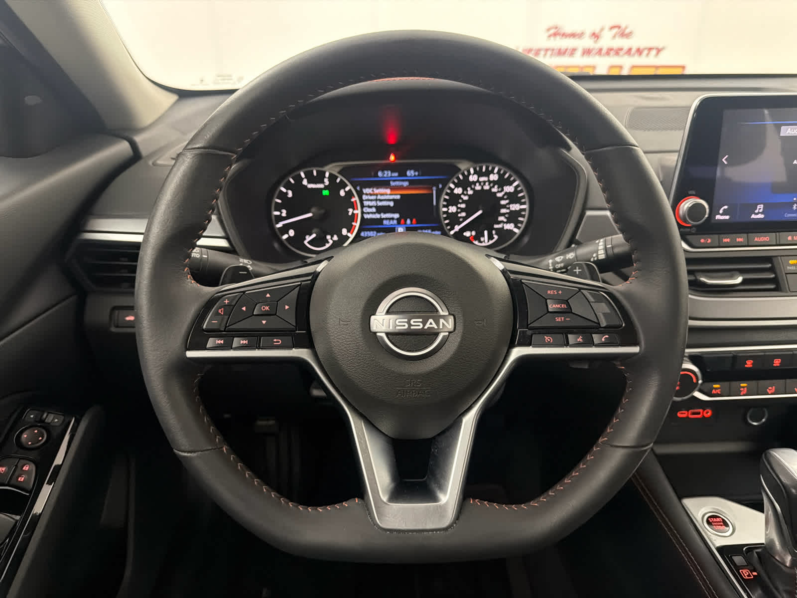 2023 Nissan Altima SR
