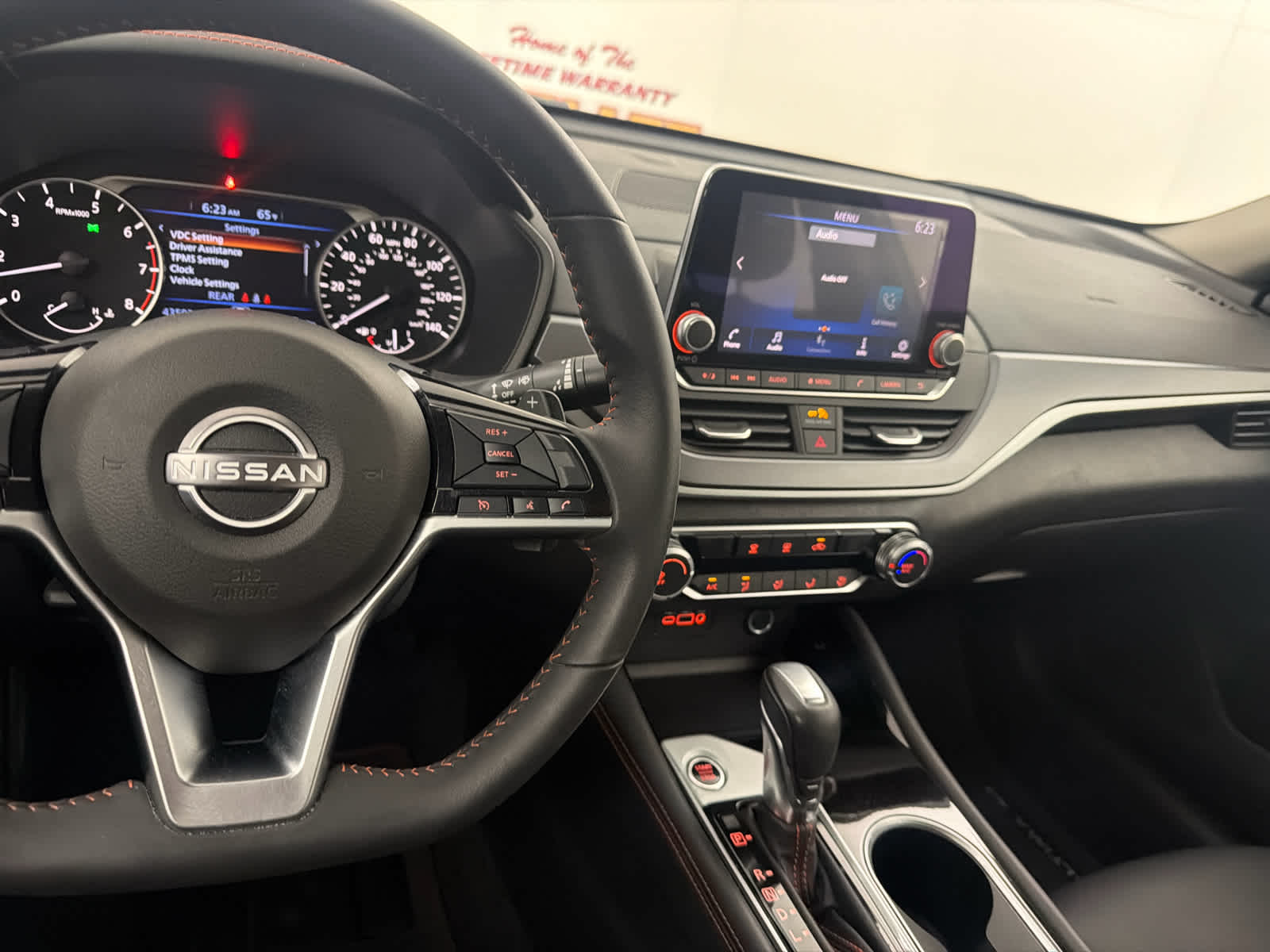 2023 Nissan Altima SR