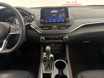 2023 Nissan Altima SR