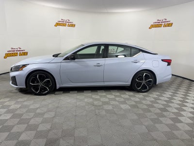 2023 Nissan Altima SR