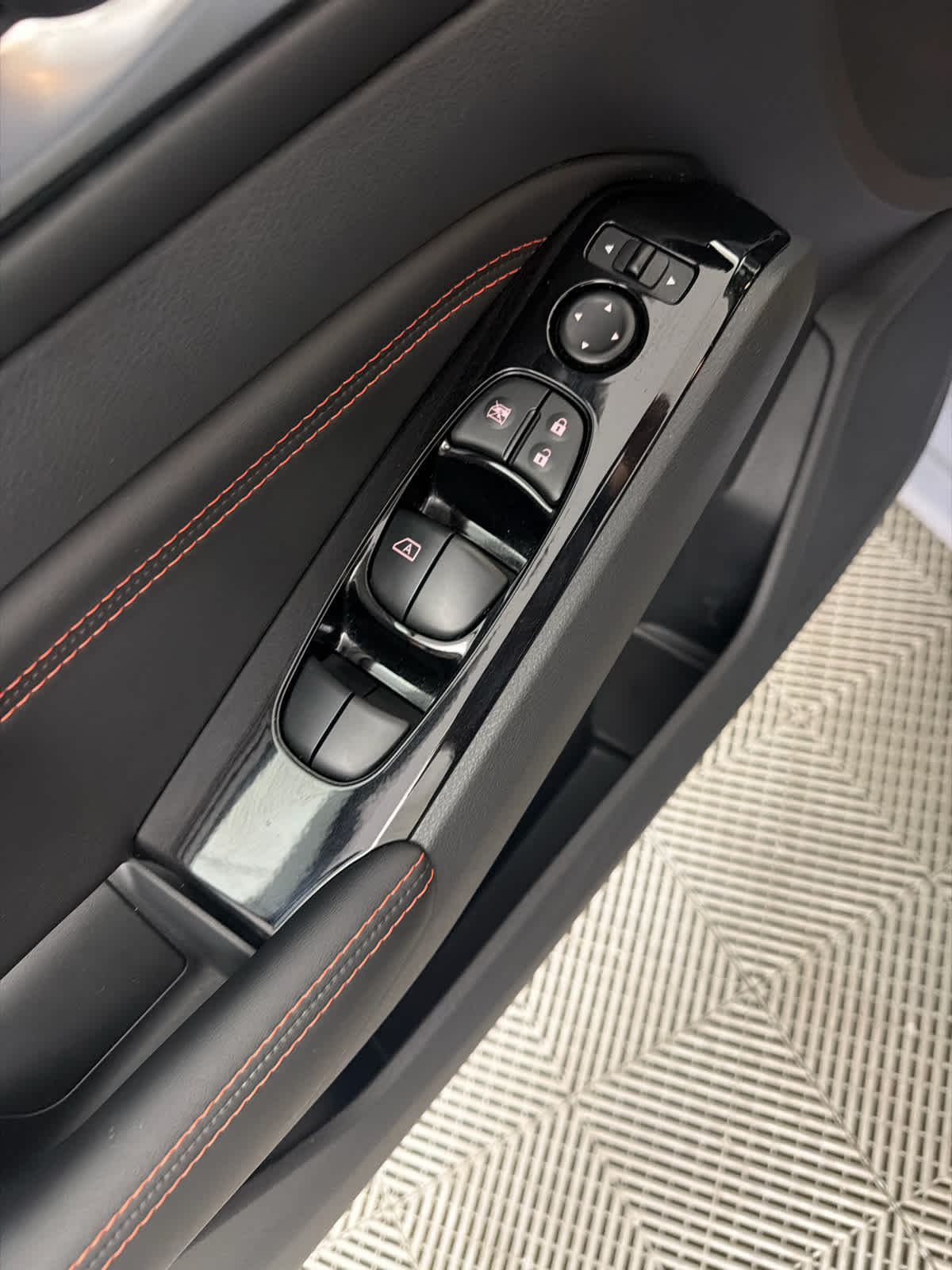 2023 Nissan Altima SR