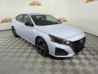 2023 Nissan Altima SR