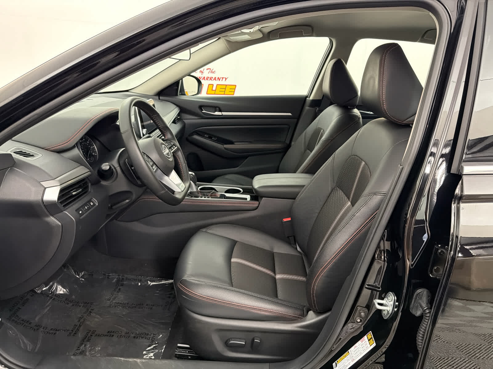 2025 Nissan Altima SR