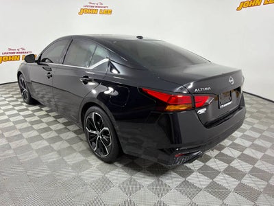 2025 Nissan Altima SR