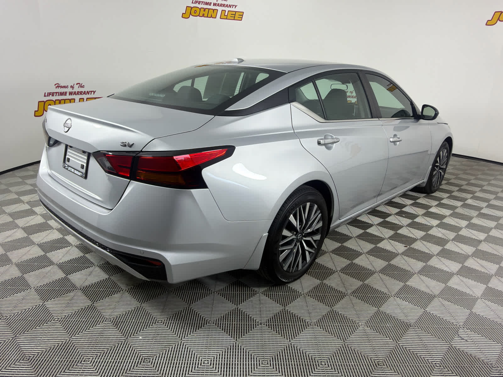 2024 Nissan Altima SV
