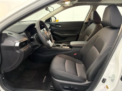 2024 Nissan Altima SV