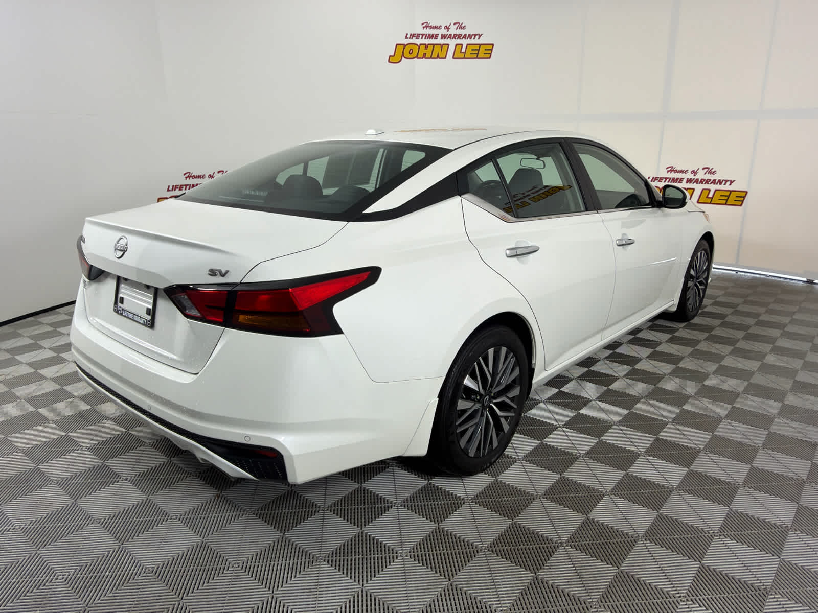 2024 Nissan Altima SV
