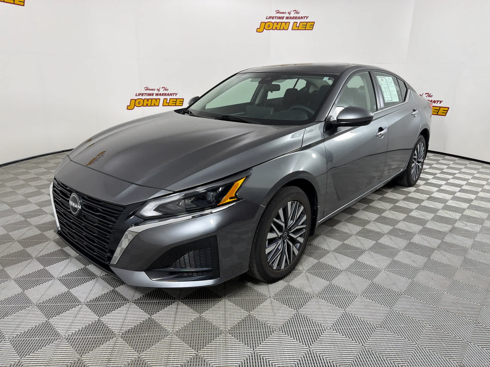 2023 Nissan Altima SV