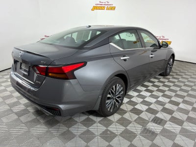 2023 Nissan Altima SV