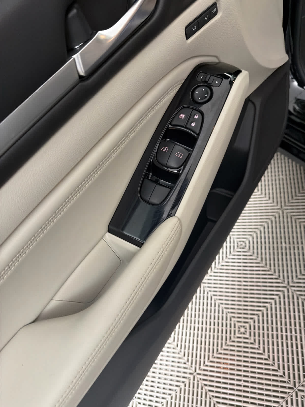 2021 Nissan Altima 2.5 Platinum