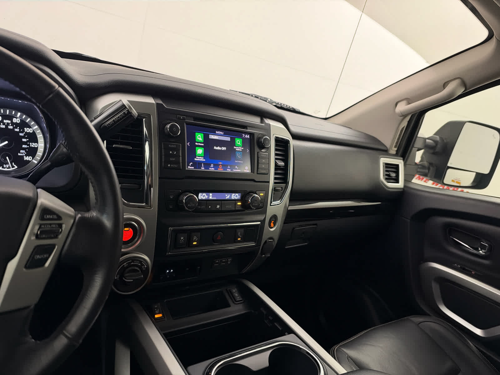 2019 Nissan Titan SV