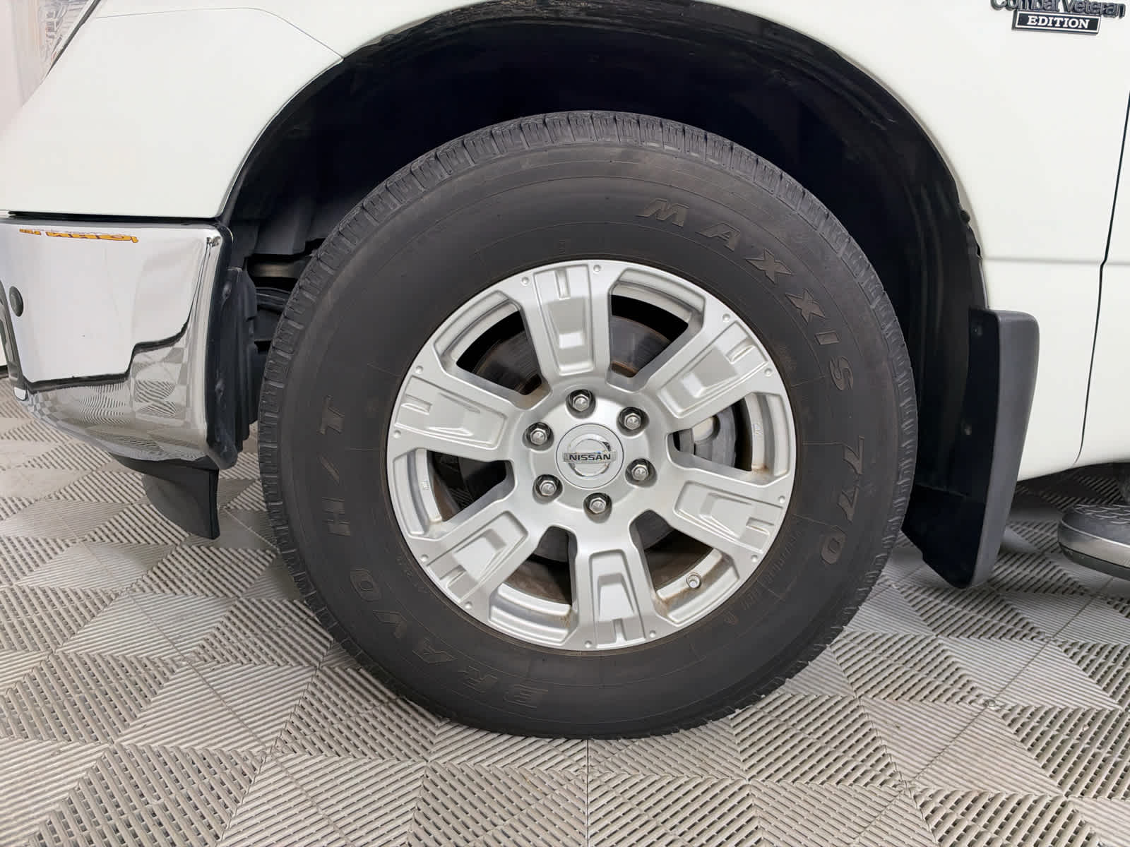 2019 Nissan Titan SV