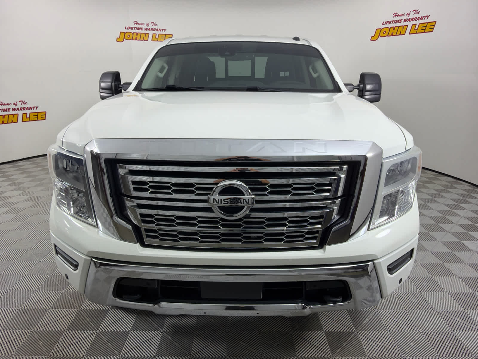 2021 Nissan Titan SV
