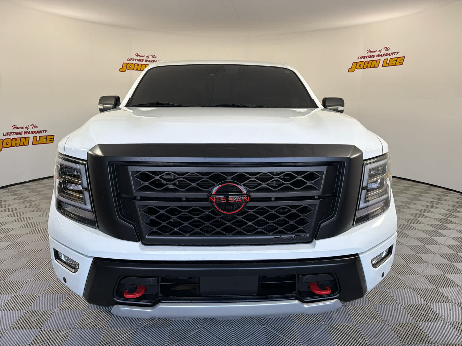 2024 Nissan Titan PRO-4X